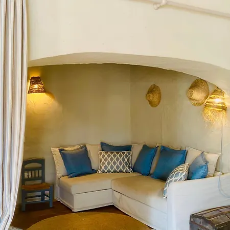 Romantica Lofts *
