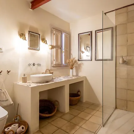 Romantica Lofts
